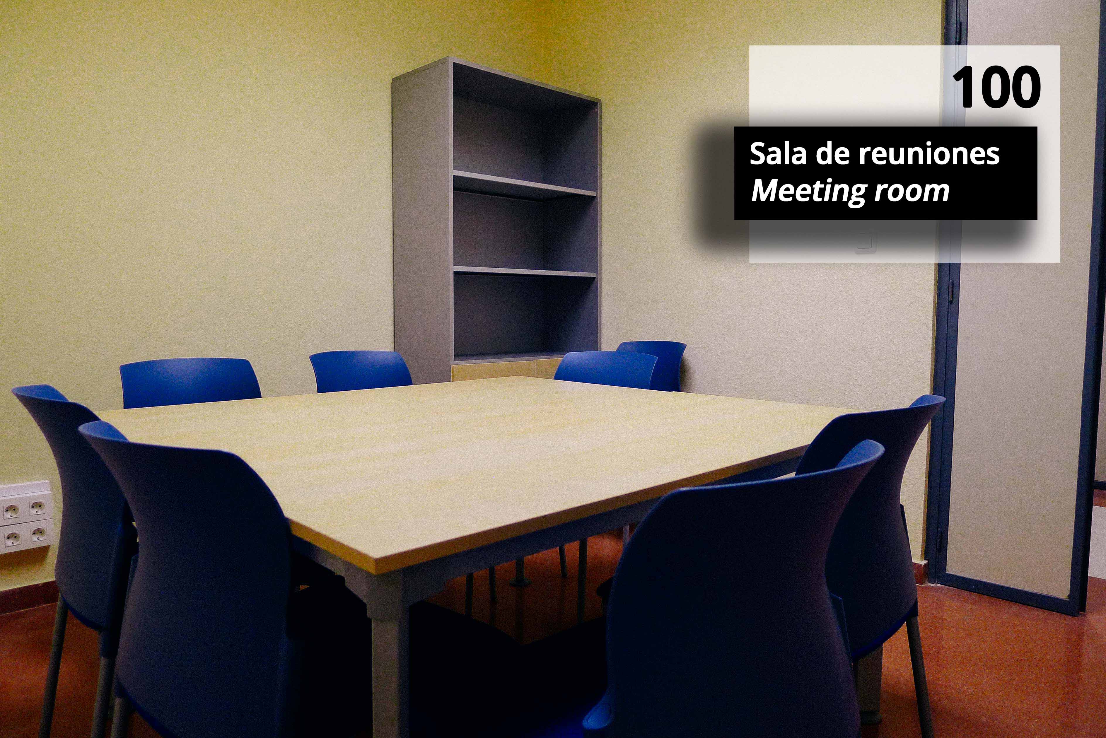 Sala de reuniones / Meetings room Sala de reuniones / Meetings room